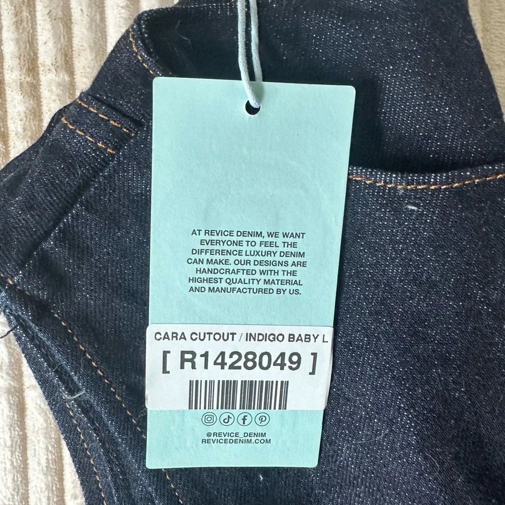 REVICE Black Denim Sleeveless Top - Picture 2 of 3